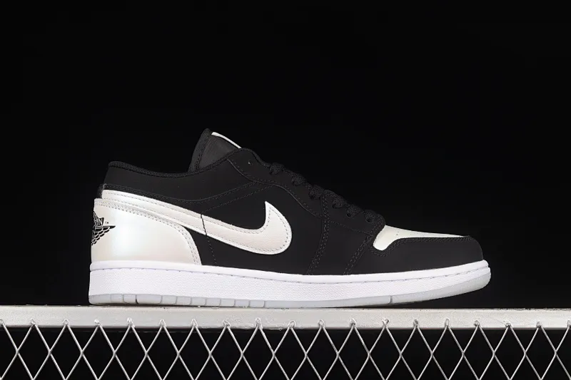 All categories Air Jordan Jordan series basketball shoes Air Jordan 1 Low G version pure original Air Jordan 1 AJ1 Joe 1 black and white laser low-top retro cultural basketball shoes DH6931-001
